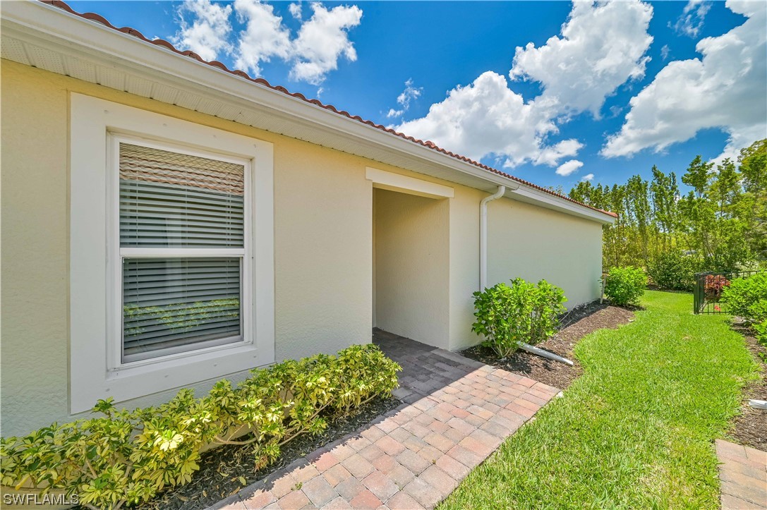 4278 Dutchess Park Road Fort Myers, FL 33916 - Photo 31 of 44