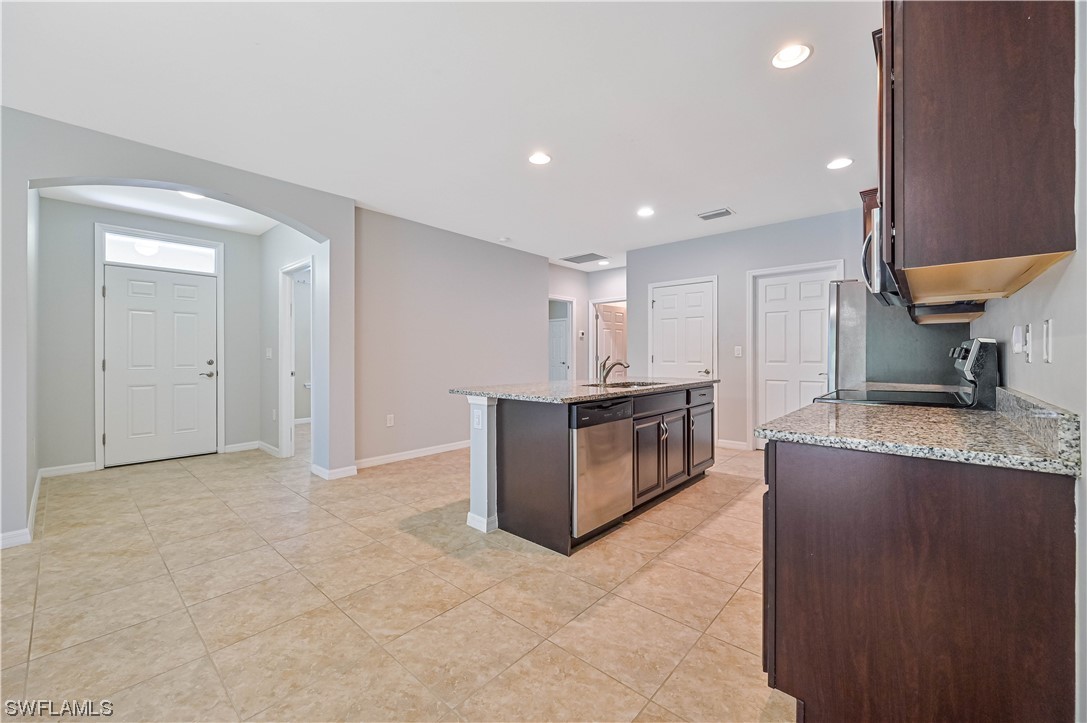 4278 Dutchess Park Road Fort Myers, FL 33916 - Photo 9 of 44