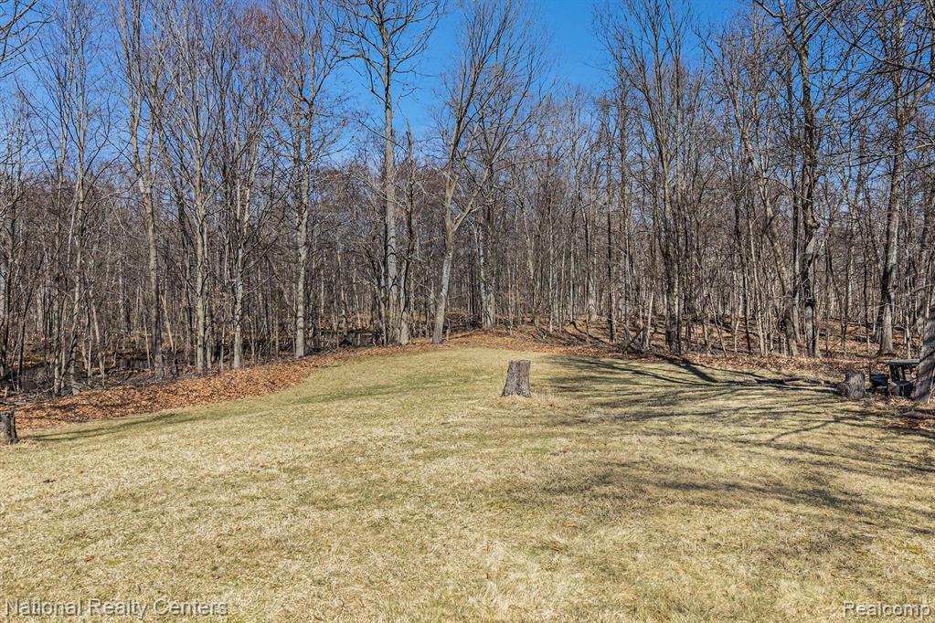 4060 Cullen Road Fenton, MI 48430 - Photo 30 of 32