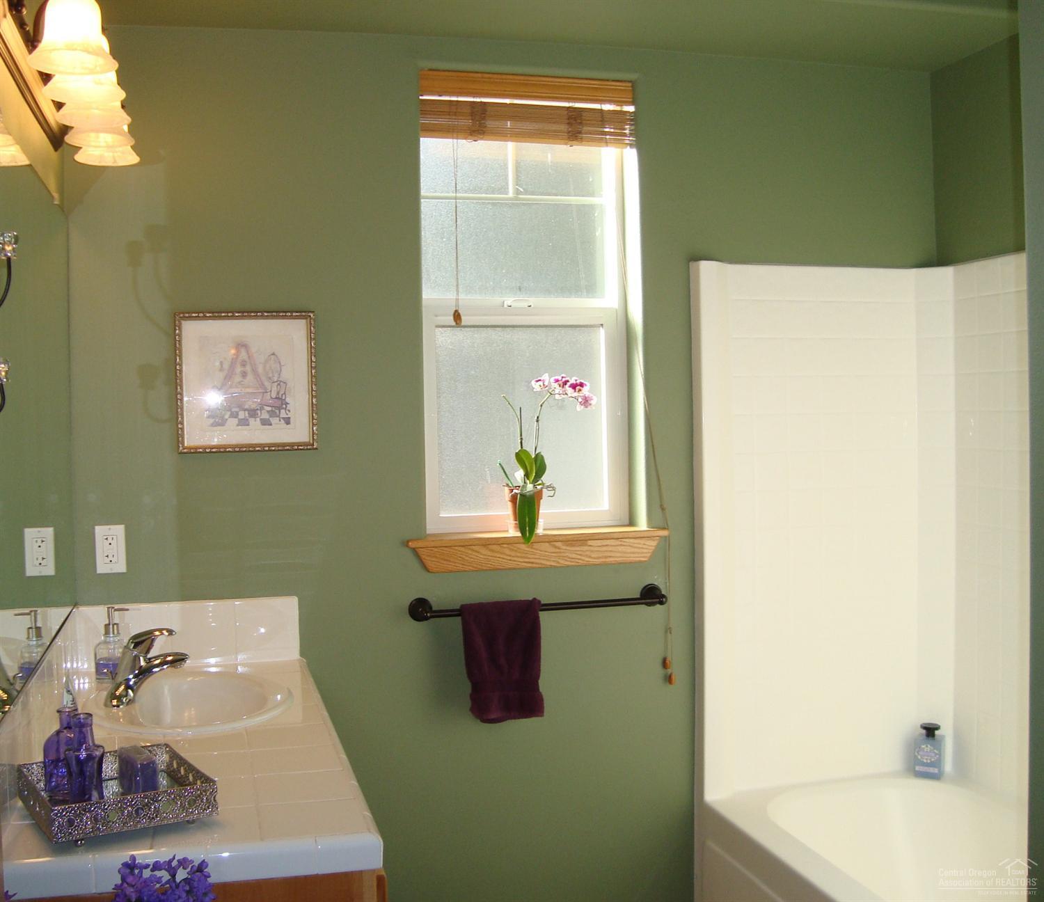 1149 Northwest Rimrock Drive Redmond, OR 97756 - Photo 16 of 25 Additional Photo