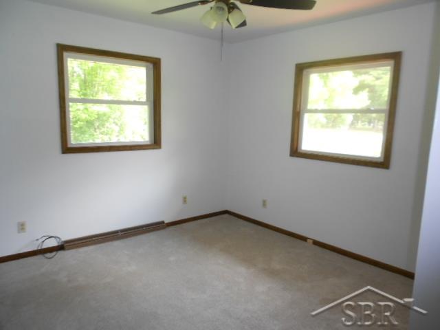 9435 Midland Road Freeland, MI 48623 - Photo 12 of 21