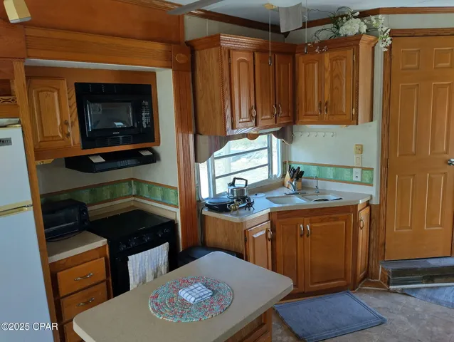 $200,000 | 6939 Northwest Porter Grade Road, Altha, FL 32421