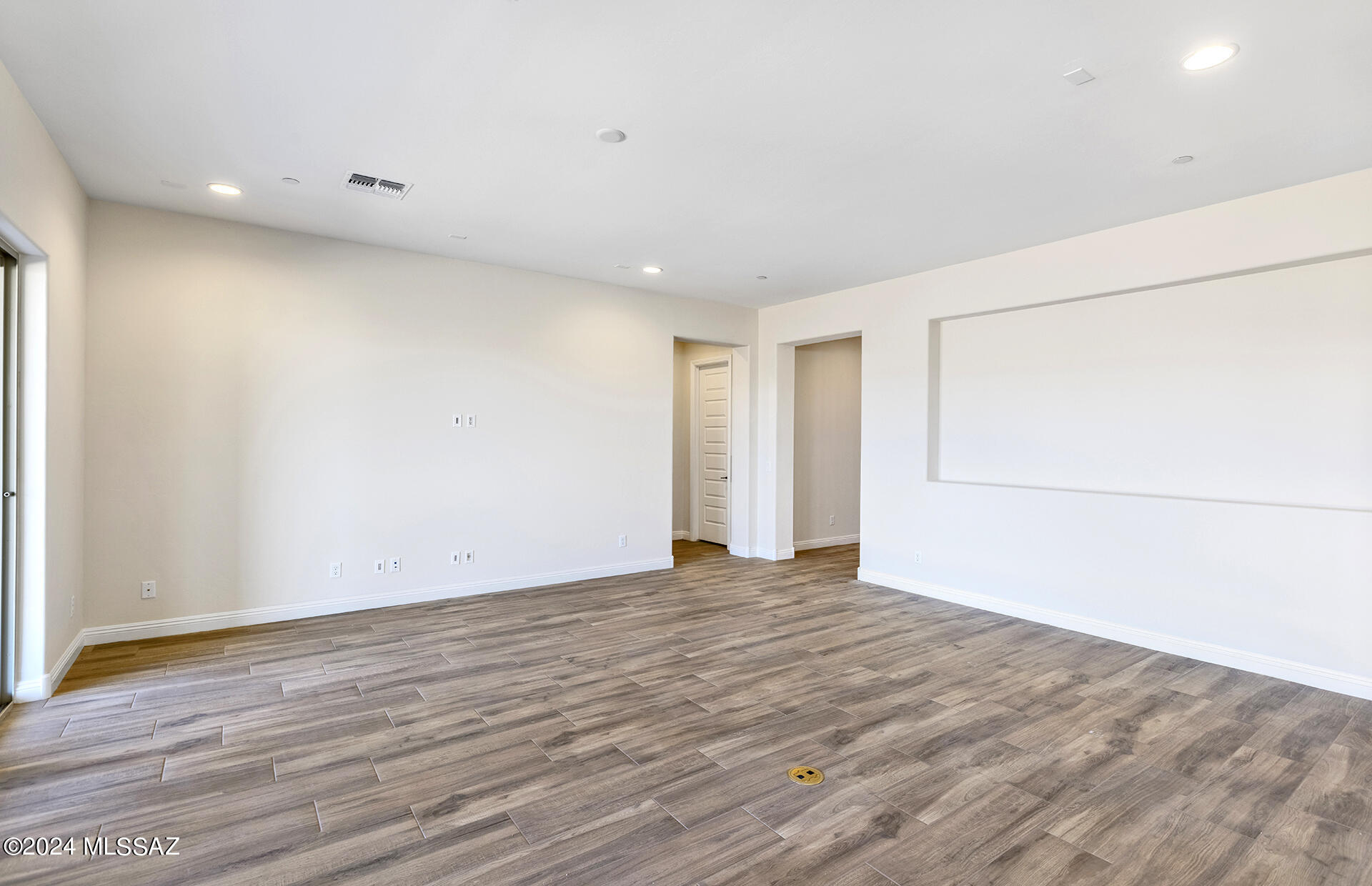 2526 West Plateau Road Tucson, AZ 85742 - Photo 11 of 35 Gallery Image 11