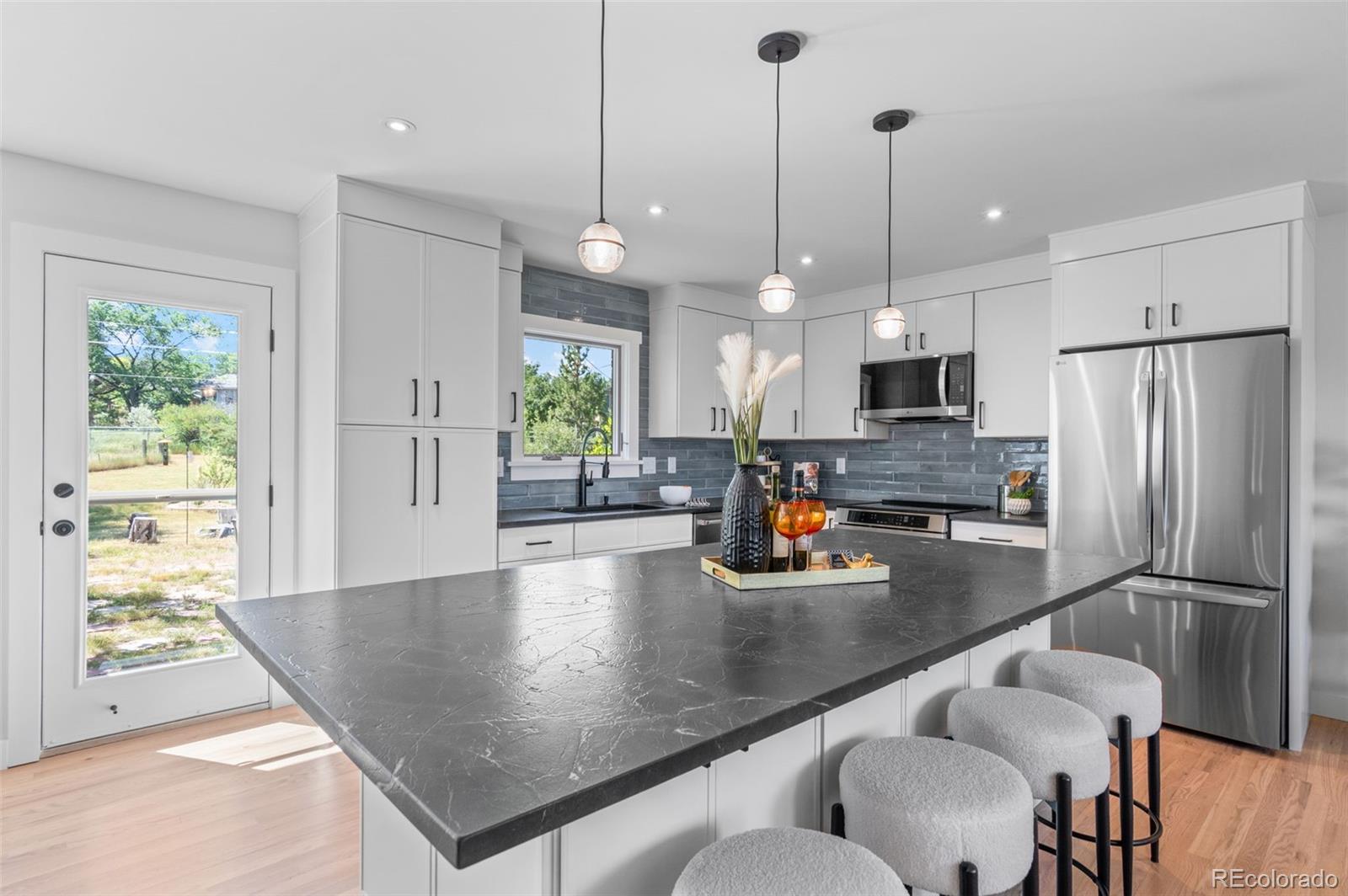 8836 Marathon Road Niwot, CO 80503 - Photo 8 of 40 Gallery Image 8