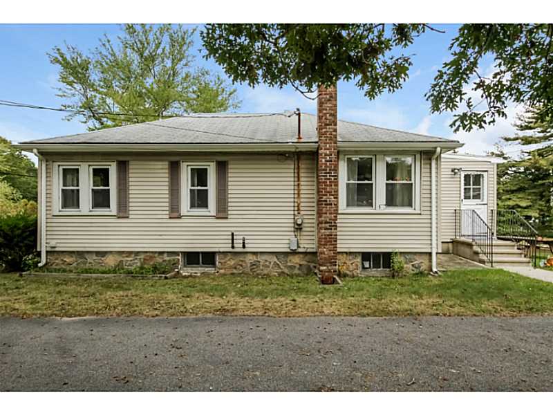191 Winnapaug Road Westerly, RI 02891 - Photo 3 of 19 Exterior Front.