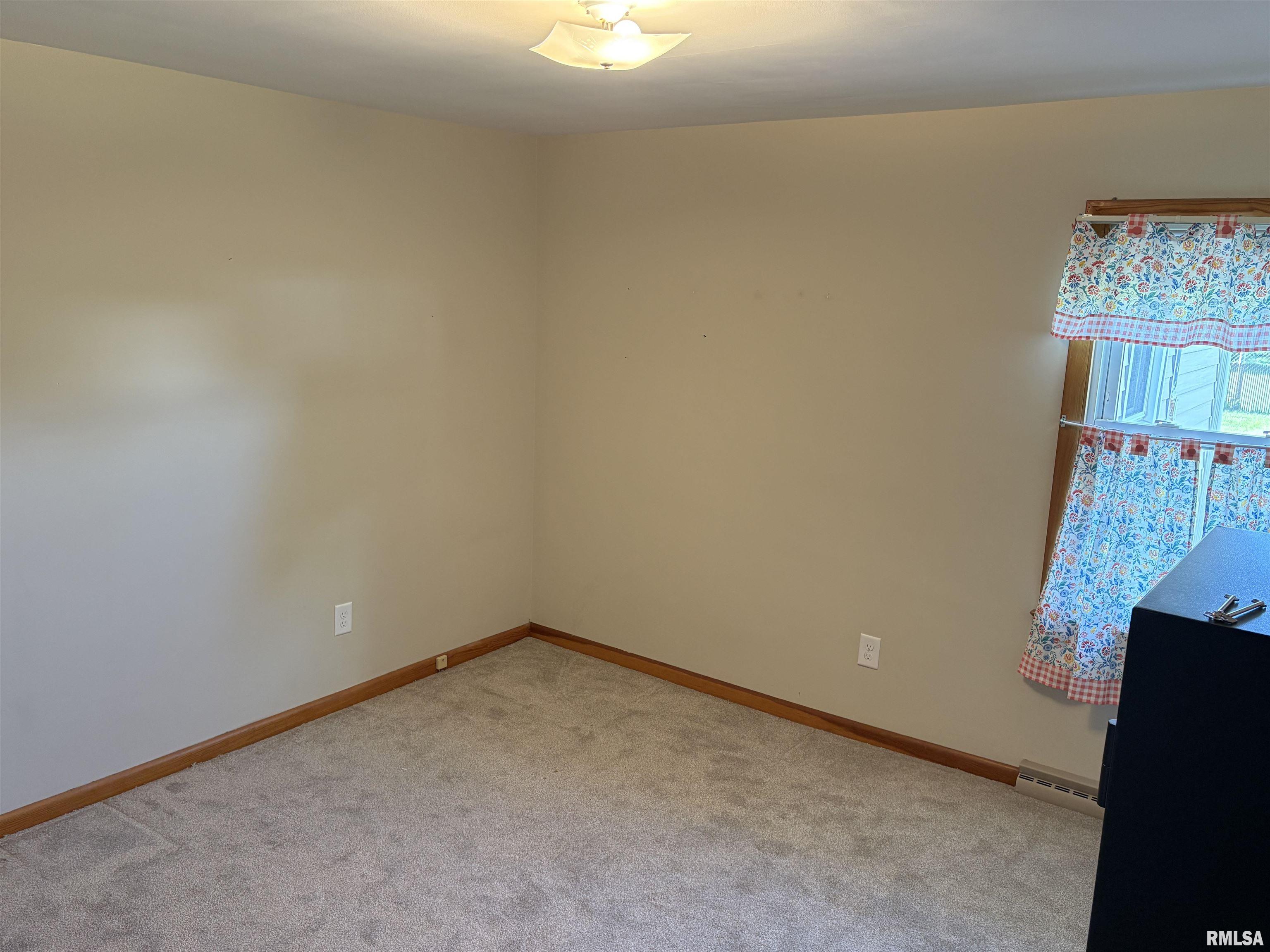 870 Park View Road Galesburg, IL 61401 - Photo 22 of 60