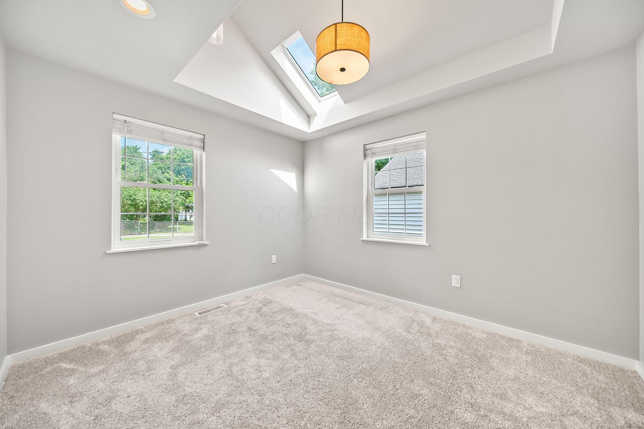 2698 Ruhl Avenue Columbus, OH 43209 - Photo 30 of 57 30-web-or-mls-DSC01759
