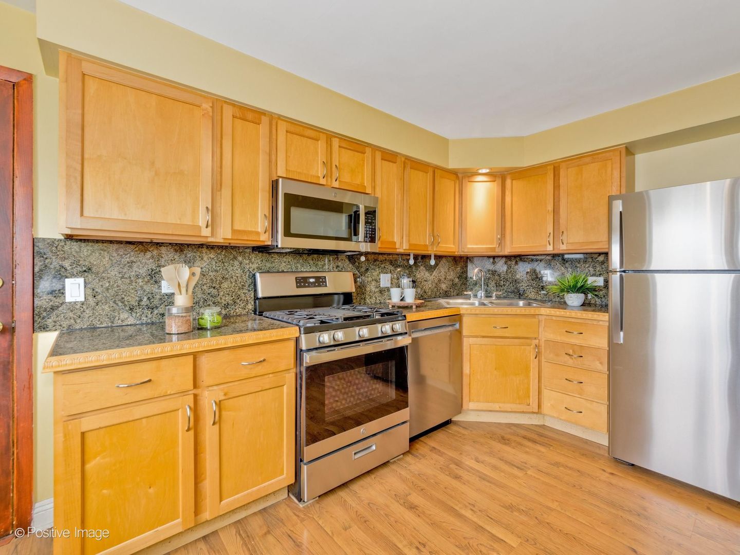 8544 West Rascher Avenue, Unit 3W Chicago, IL 60656 - Photo 10 of 15