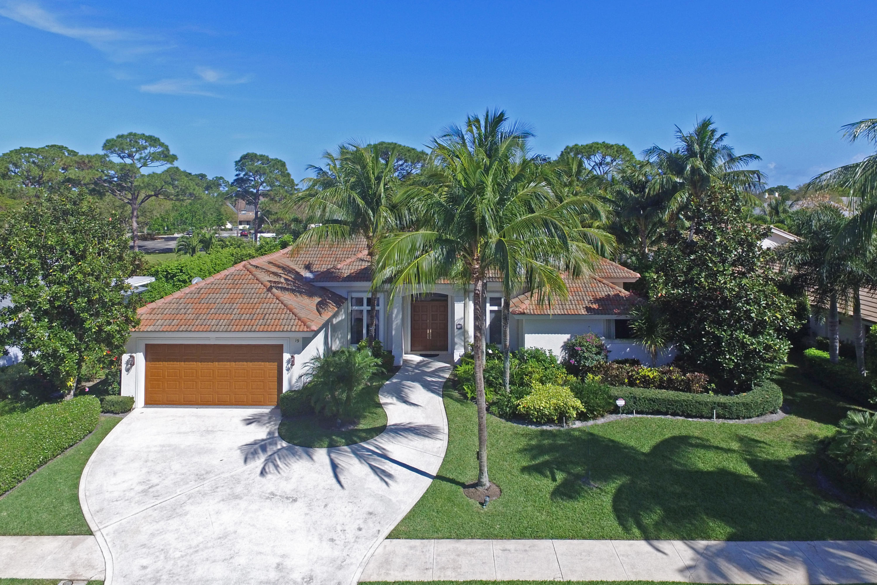 19 Bayview Road Tequesta, FL 33469 - Photo 3 of 54 Aerial
