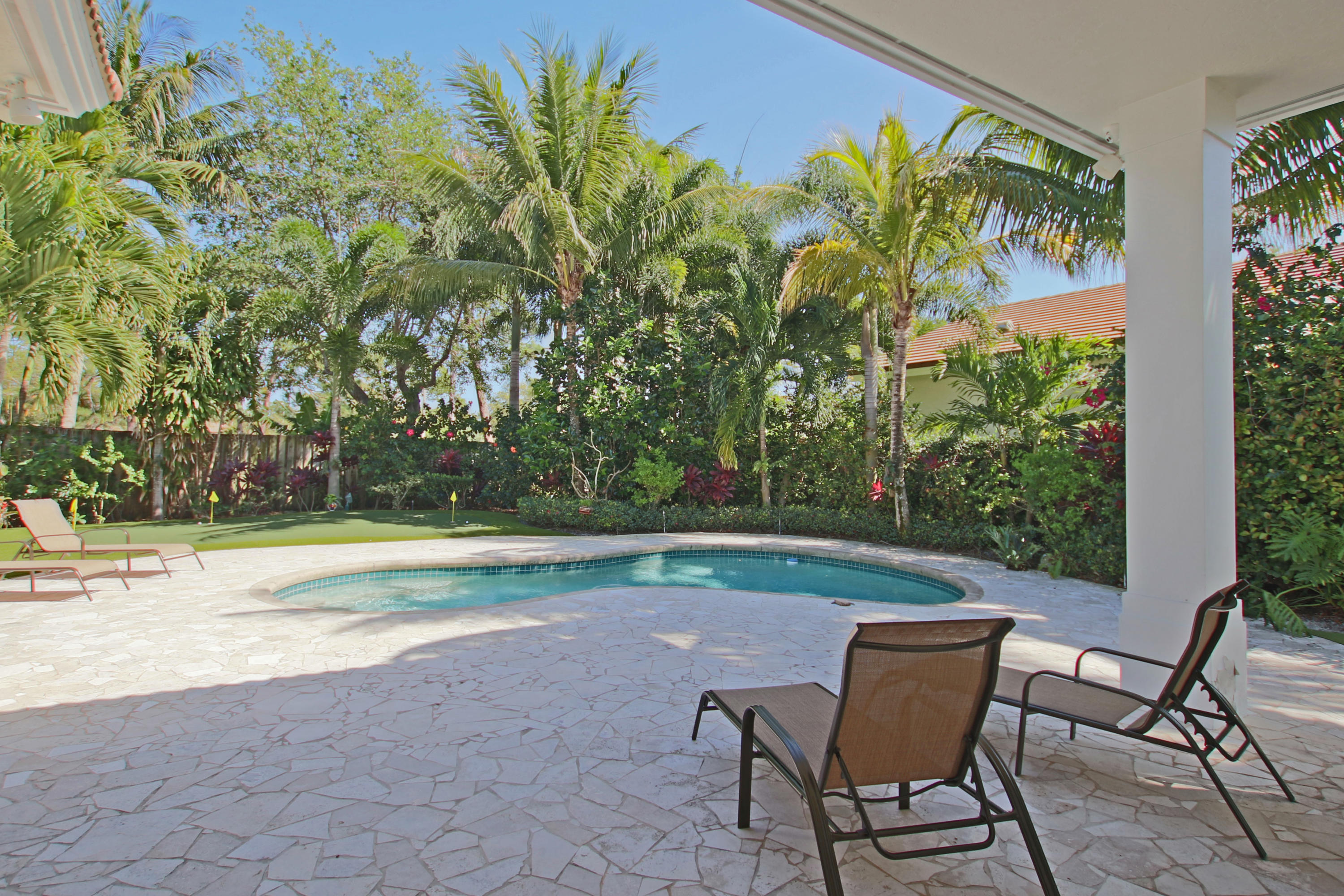 19 Bayview Road Tequesta, FL 33469 - Photo 44 of 54 Pool