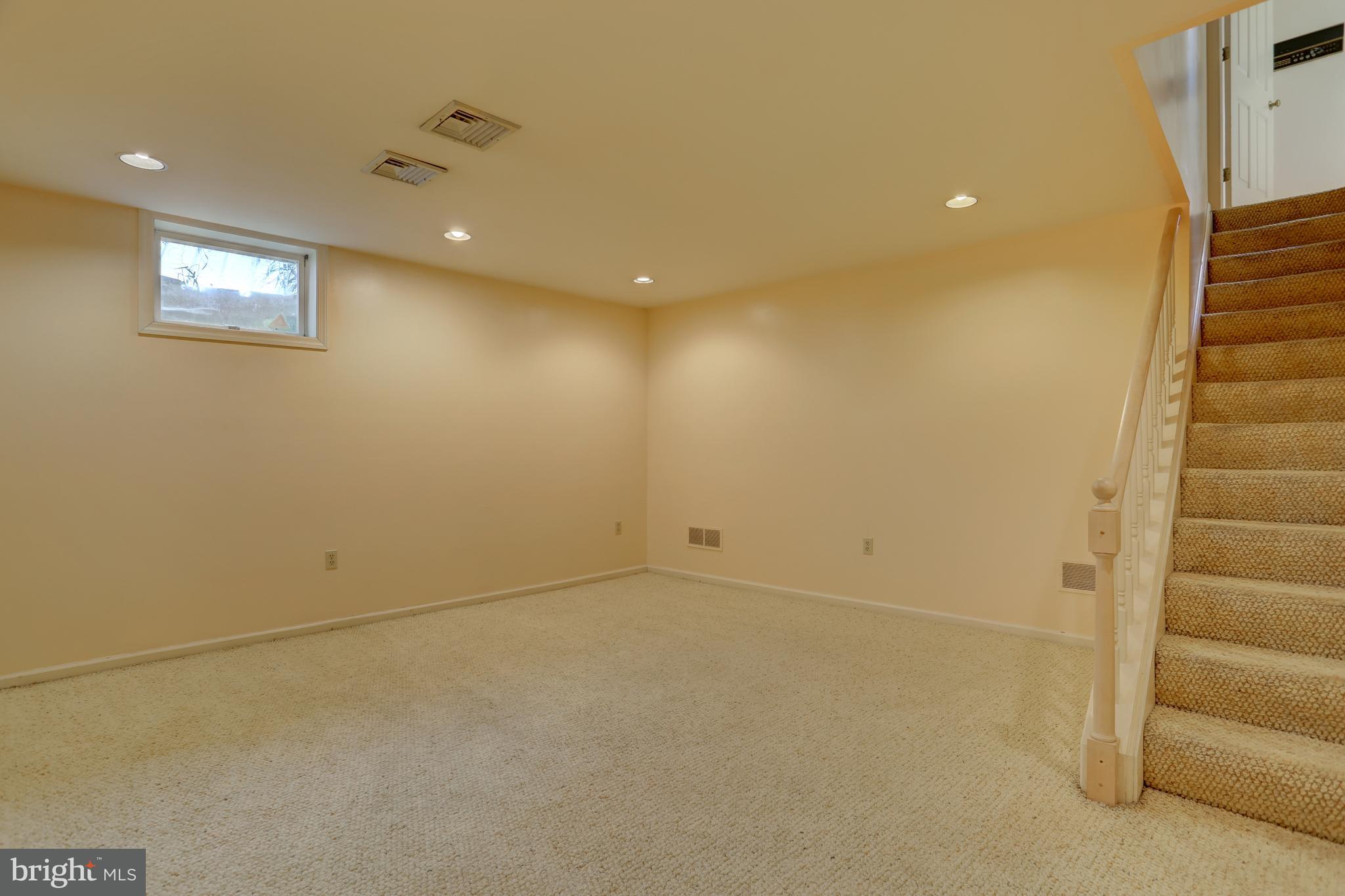 287 Kingsbridge Drive Lititz, PA 17543 - Photo 36 of 44