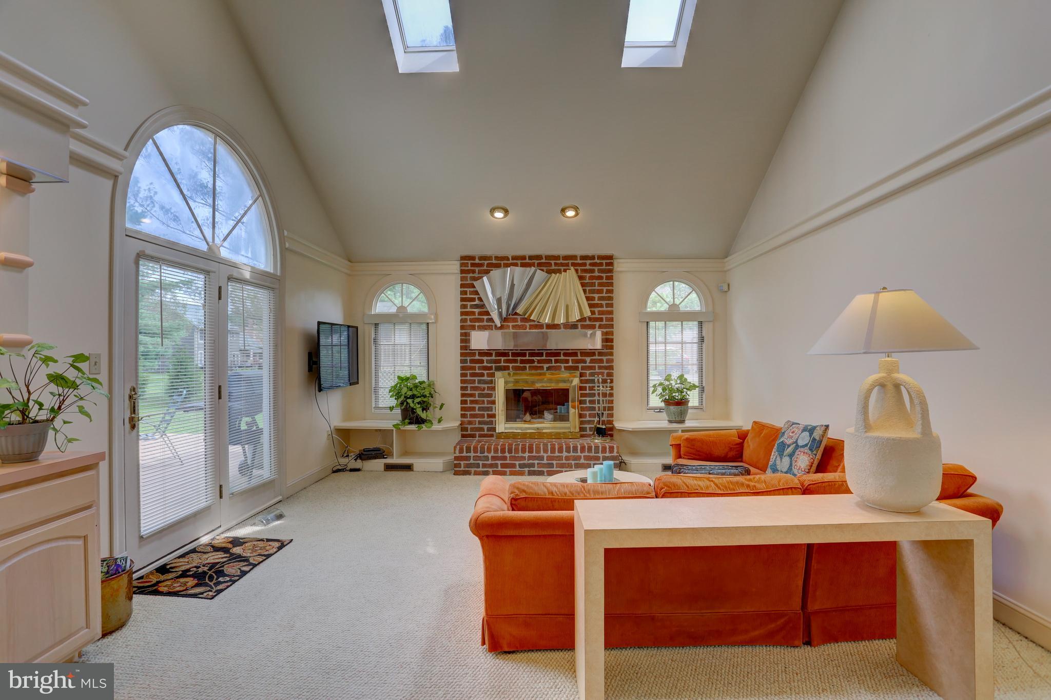 287 Kingsbridge Drive Lititz, PA 17543 - Photo 6 of 44