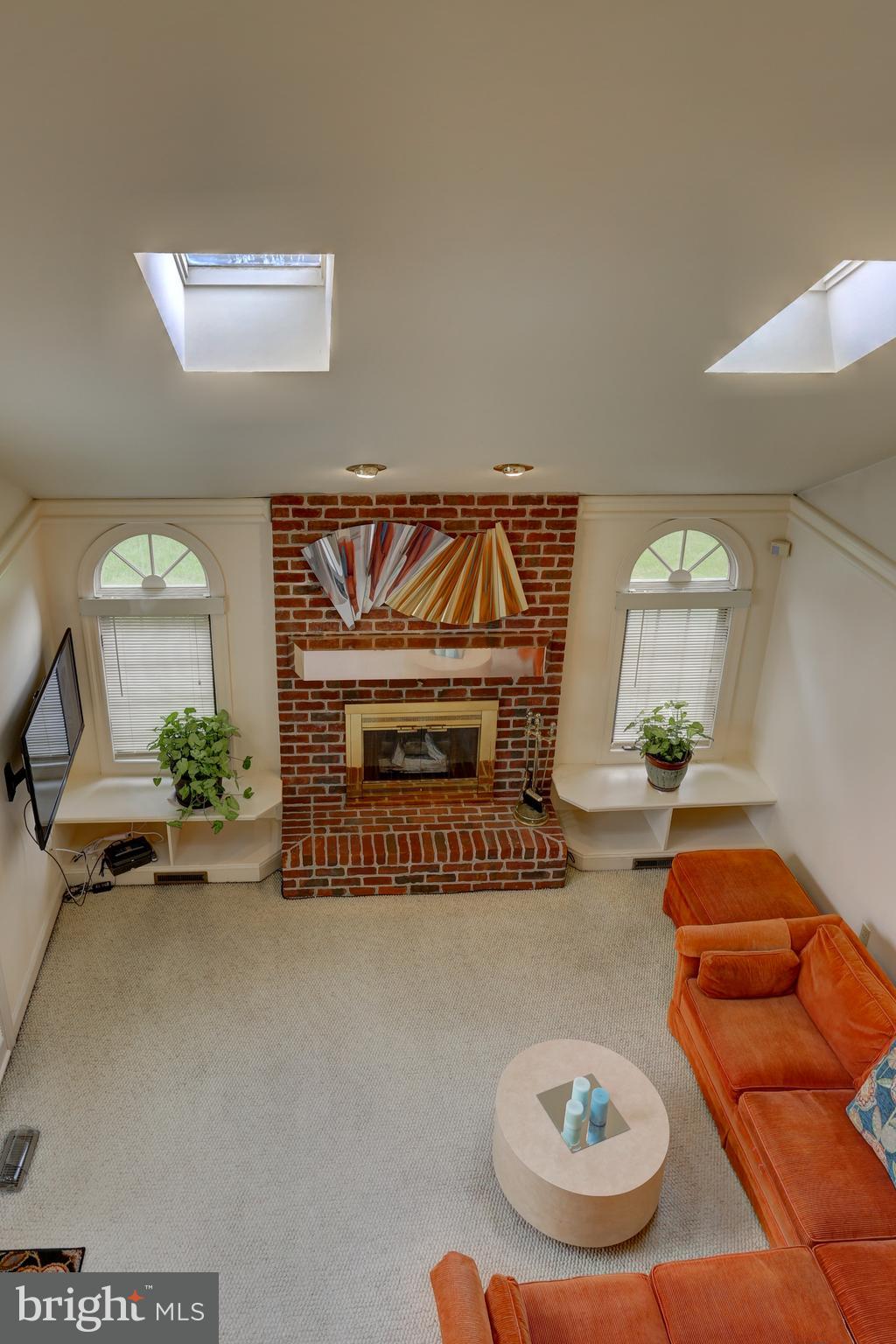 287 Kingsbridge Drive Lititz, PA 17543 - Photo 8 of 44