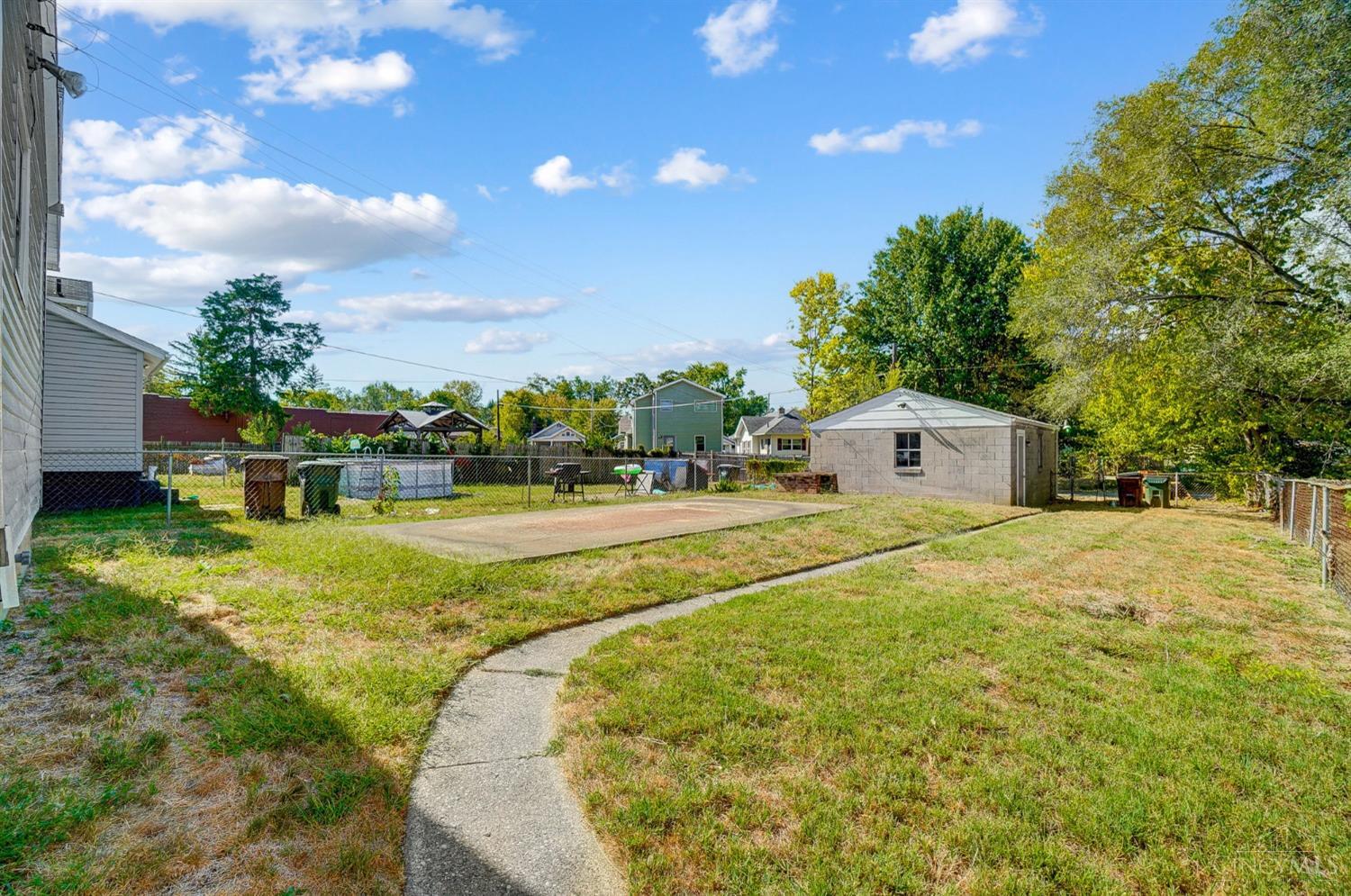 1402 Yankee Road Middletown, OH 45044 - Photo 31 of 35 Gallery Image 31