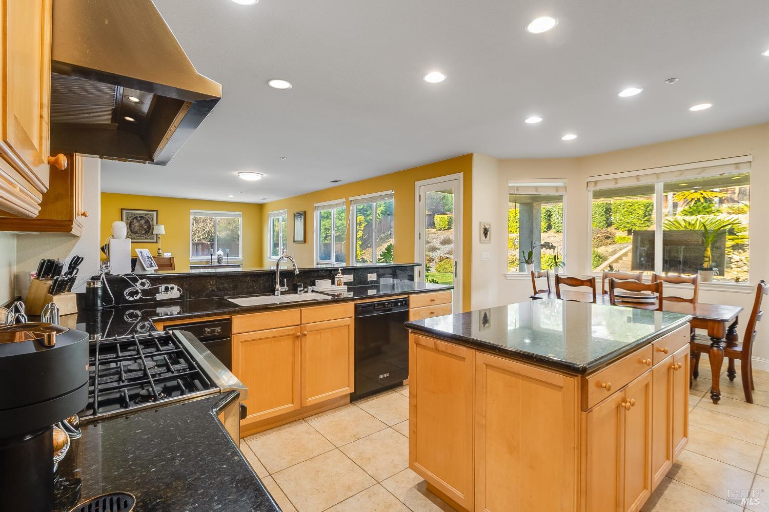 5242 Deer Ridge Court Fairfield, CA 94534 - Photo 15 of 56