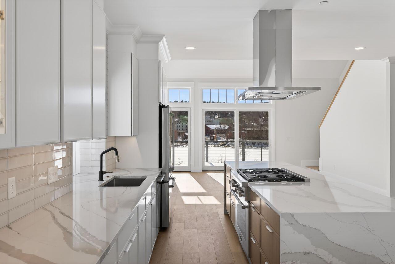 7 Isle Avenue, Unit 101 Saco, ME 04072 - Photo 43 of 47