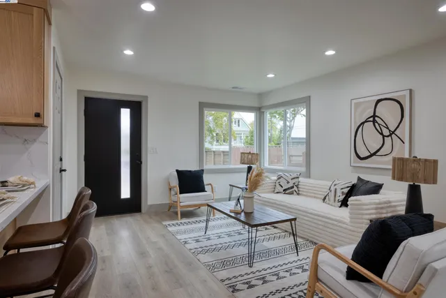 $949,000 | 1465 Sixth Street, Berkeley, CA 94710