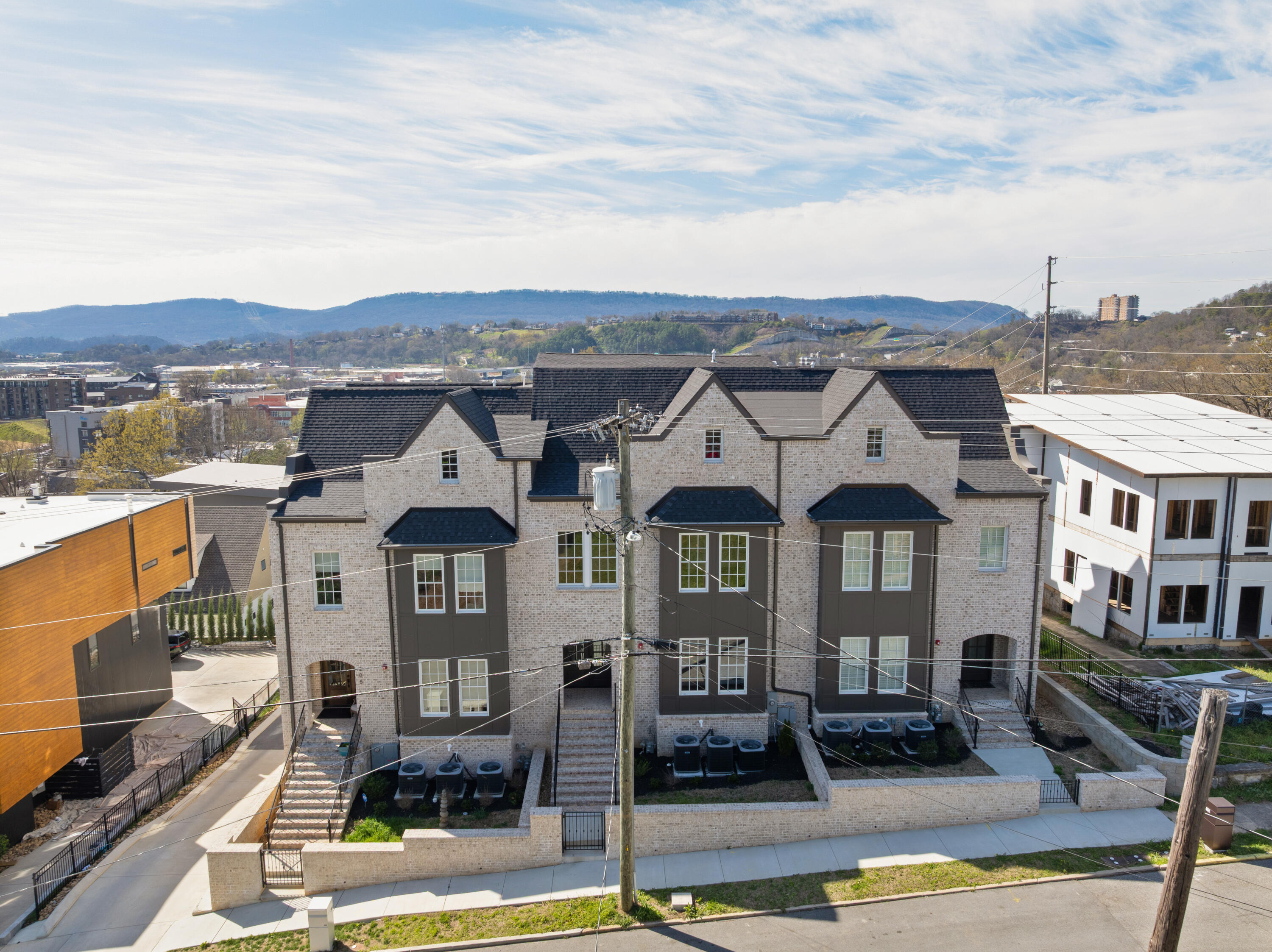 211 Forest Avenue Chattanooga, TN 37405 - Photo 62 of 62 04 - 211 Forest Ave - Drone