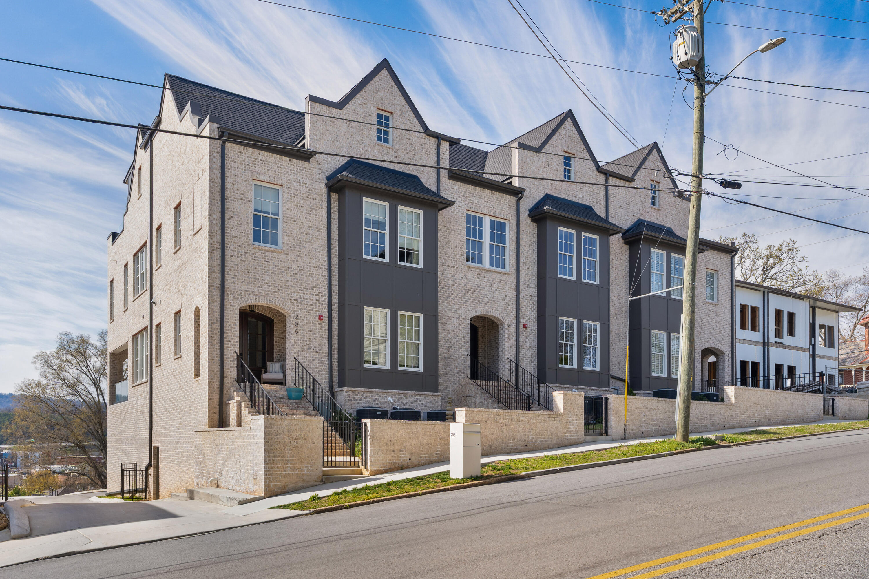 211 Forest Avenue Chattanooga, TN 37405 - Photo 7 of 62 16 - 211 Forest Ave - Exterior