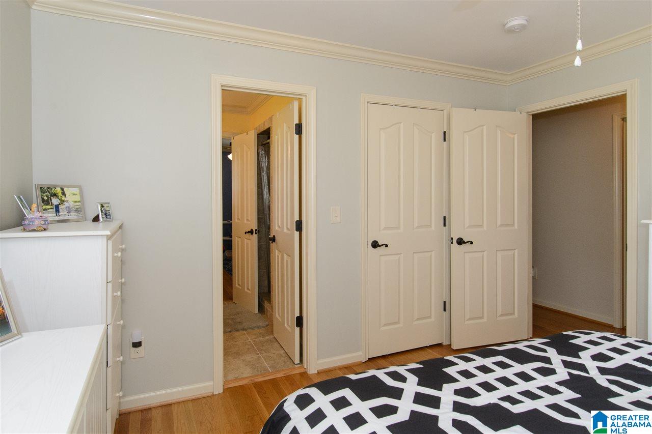 3649 Crestside Road Birmingham, AL 35223 - Photo 30 of 50