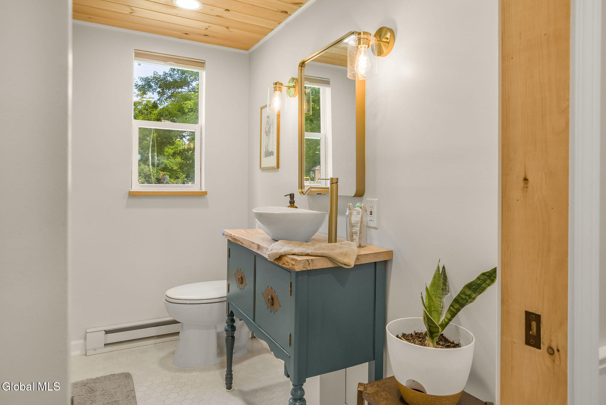 5867 Sacandaga Road Galway, NY 12074 - Photo 32 of 40 5867SacandagaINTERIOR-36