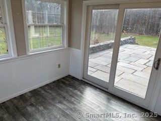 175 Pine Street Columbia, CT 06237 - Photo 8 of 29 a view of an empty room and window