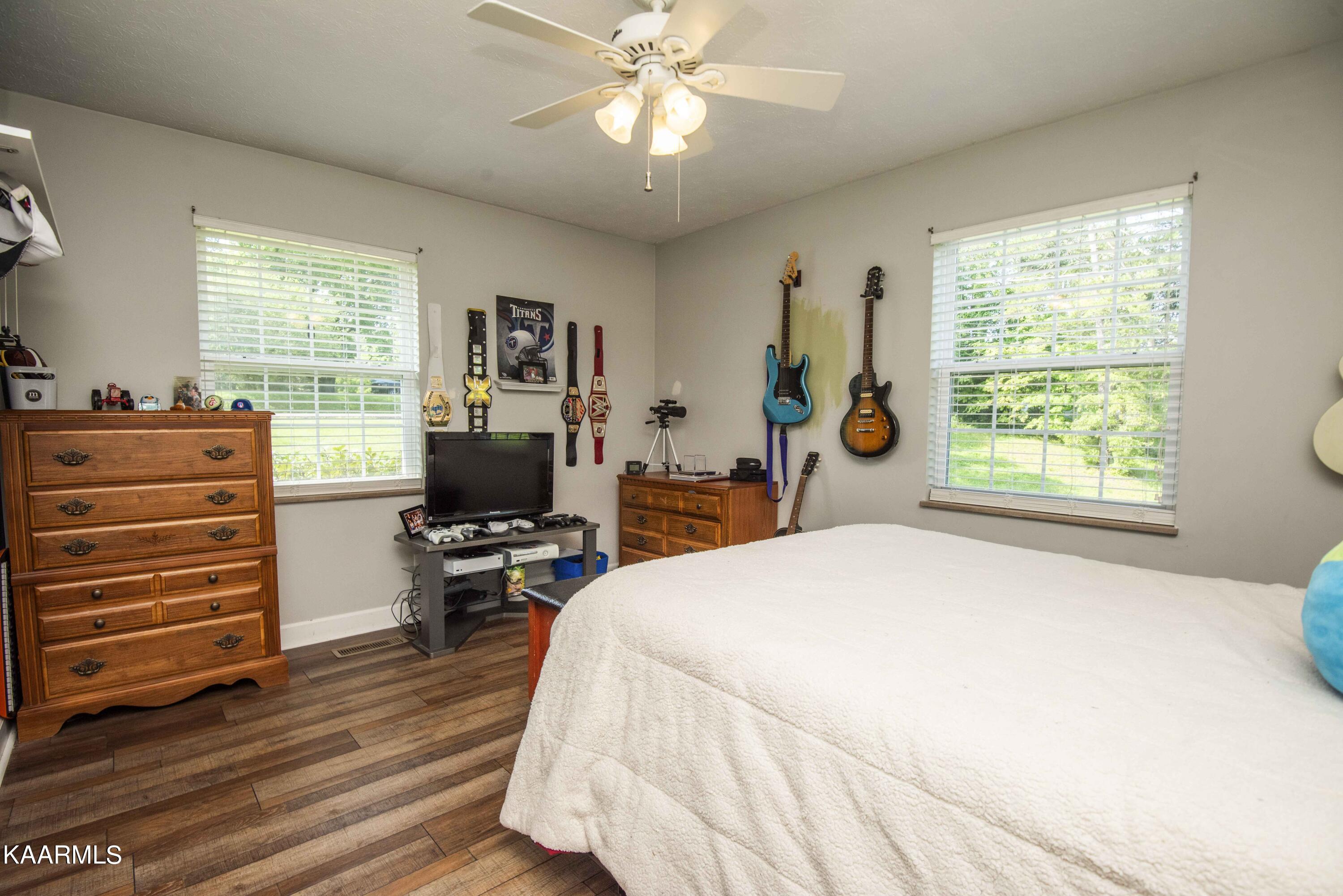 7217 North Ruggles Ferry Pike Knoxville, TN 37924 - Photo 13 of 20 third bed_1
