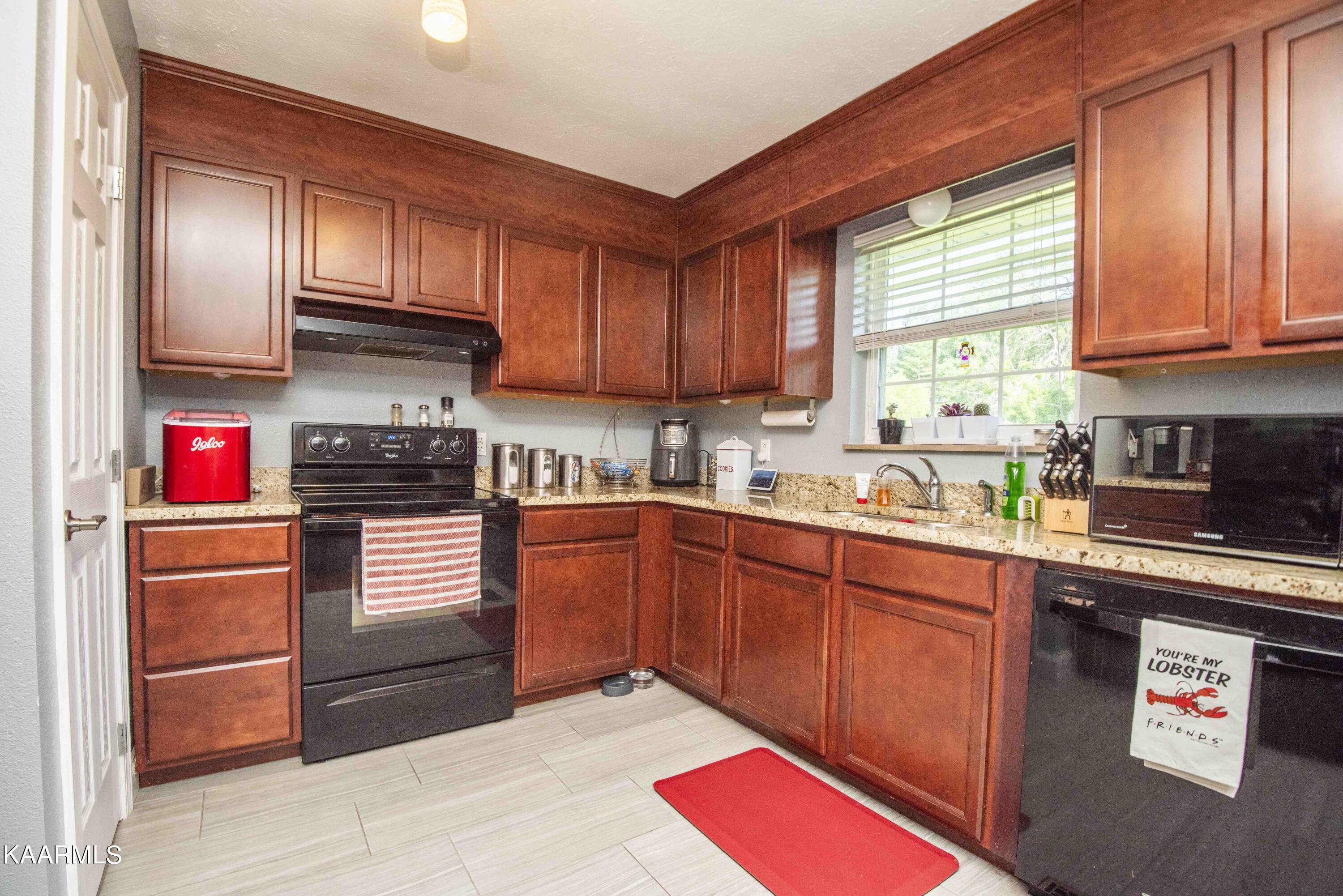 7217 North Ruggles Ferry Pike Knoxville, TN 37924 - Photo 8 of 20 kitchen 4_1