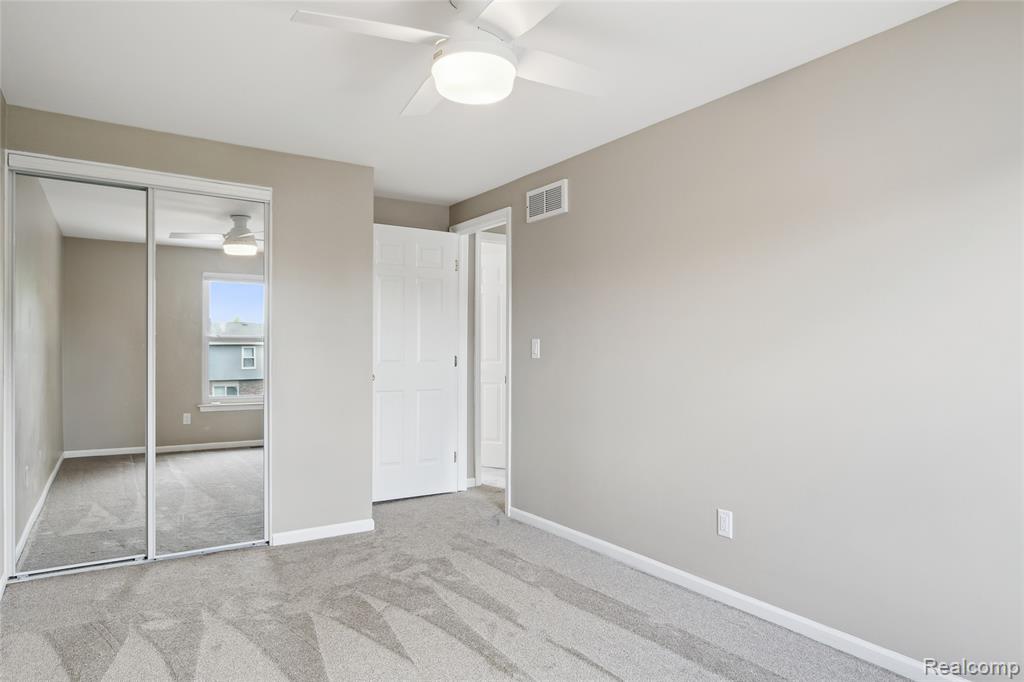 211 North Maple Road Saline, MI 48176 - Photo 19 of 35