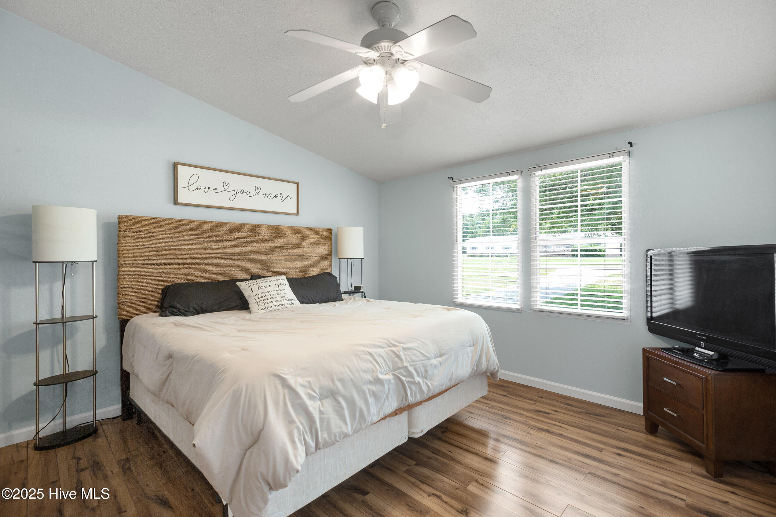 305 Moores Landing Road Hampstead, NC 28443 - Photo 23 of 45 MooresLanding305-6mbrShaneL33A0865-CR2