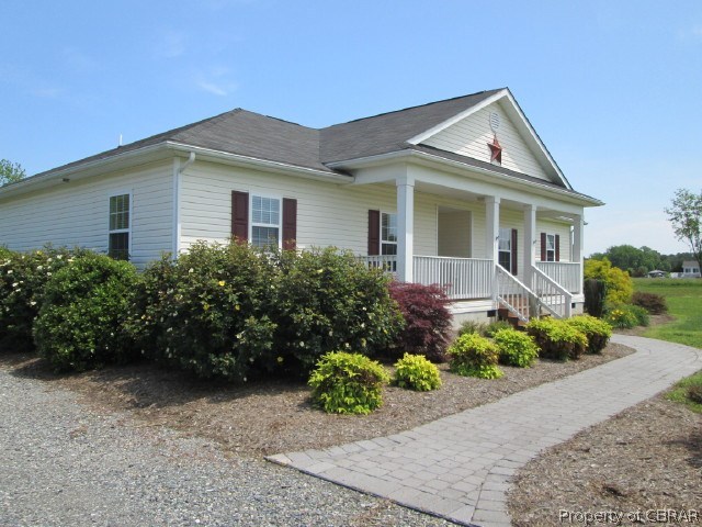 209 Greenfield Point Drive Reedville, VA 22539 - Photo 2 of 22