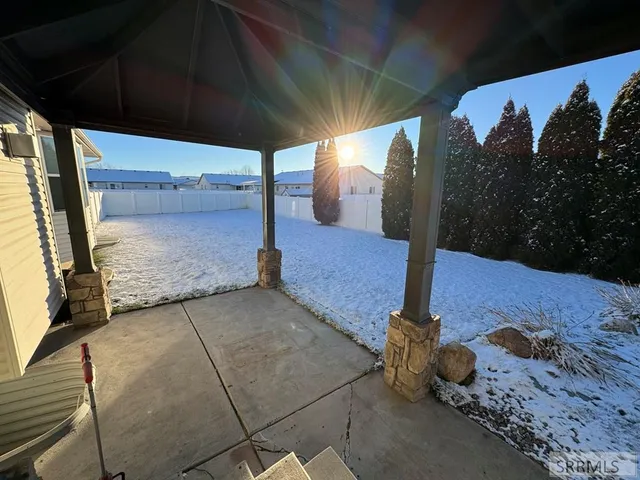 $405,000 | 3736 Ellendale Circle, Ammon, ID 83406
