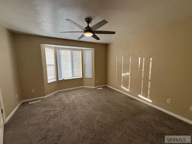 $405,000 | 3736 Ellendale Circle, Ammon, ID 83406