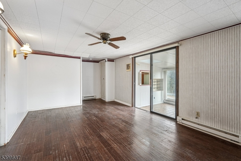 398 Riegelsville Milford Road Milford, NJ 08848 - Photo 10 of 22