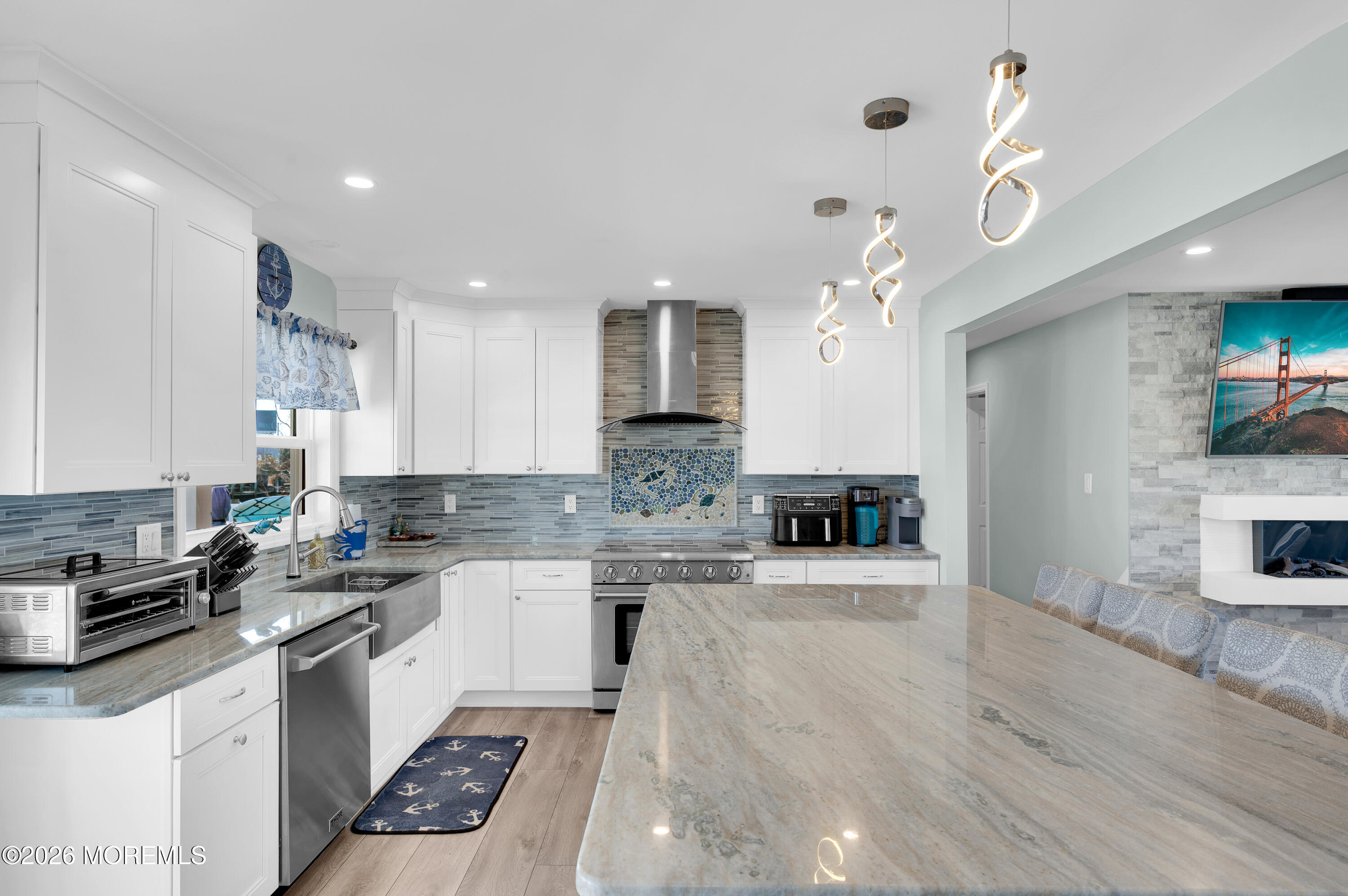 204 Biscayne Road Barnegat, NJ 08005 - Photo 12 of 43 Kitchen 4