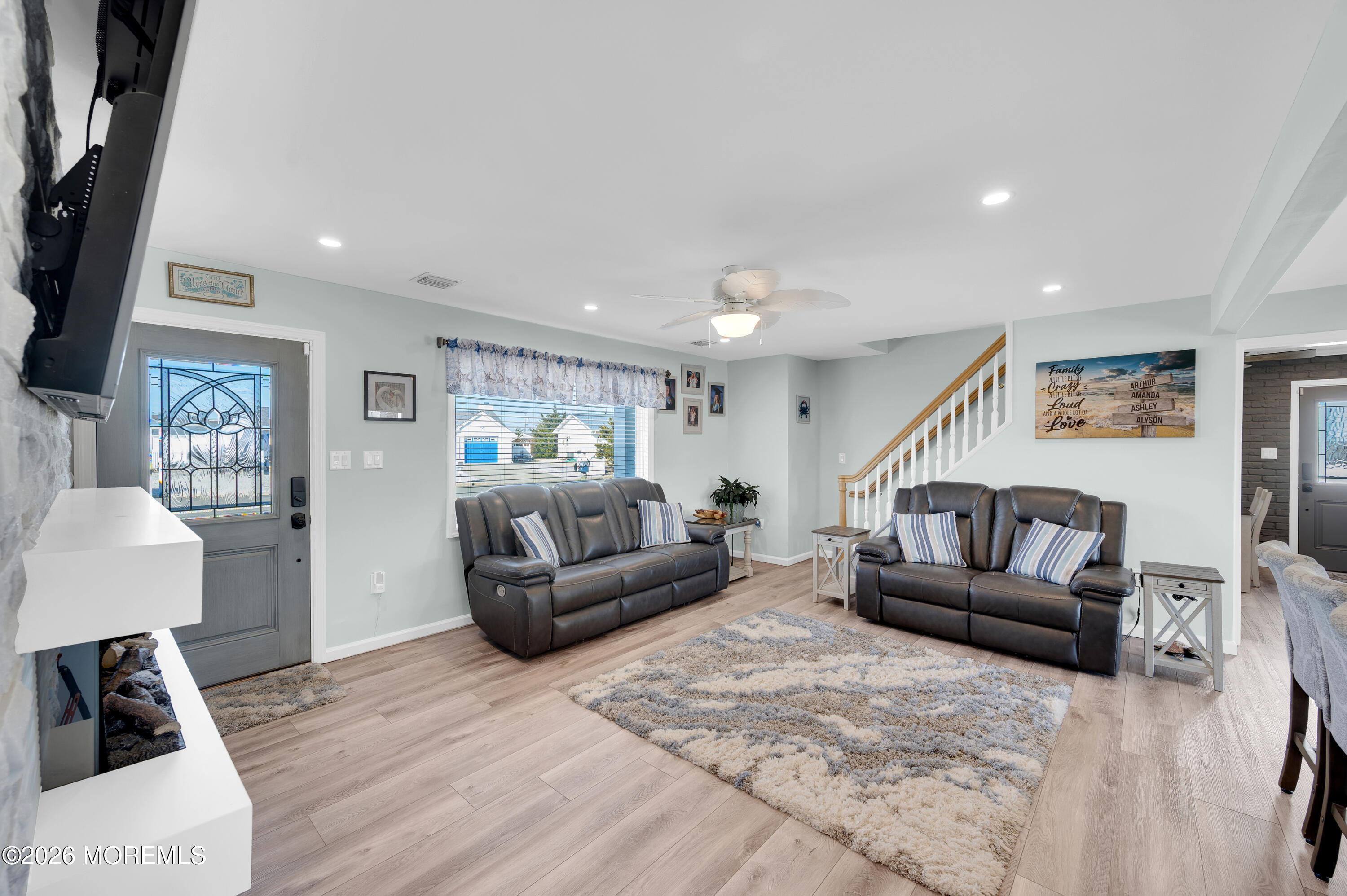 204 Biscayne Road Barnegat, NJ 08005 - Photo 9 of 43 Living 1
