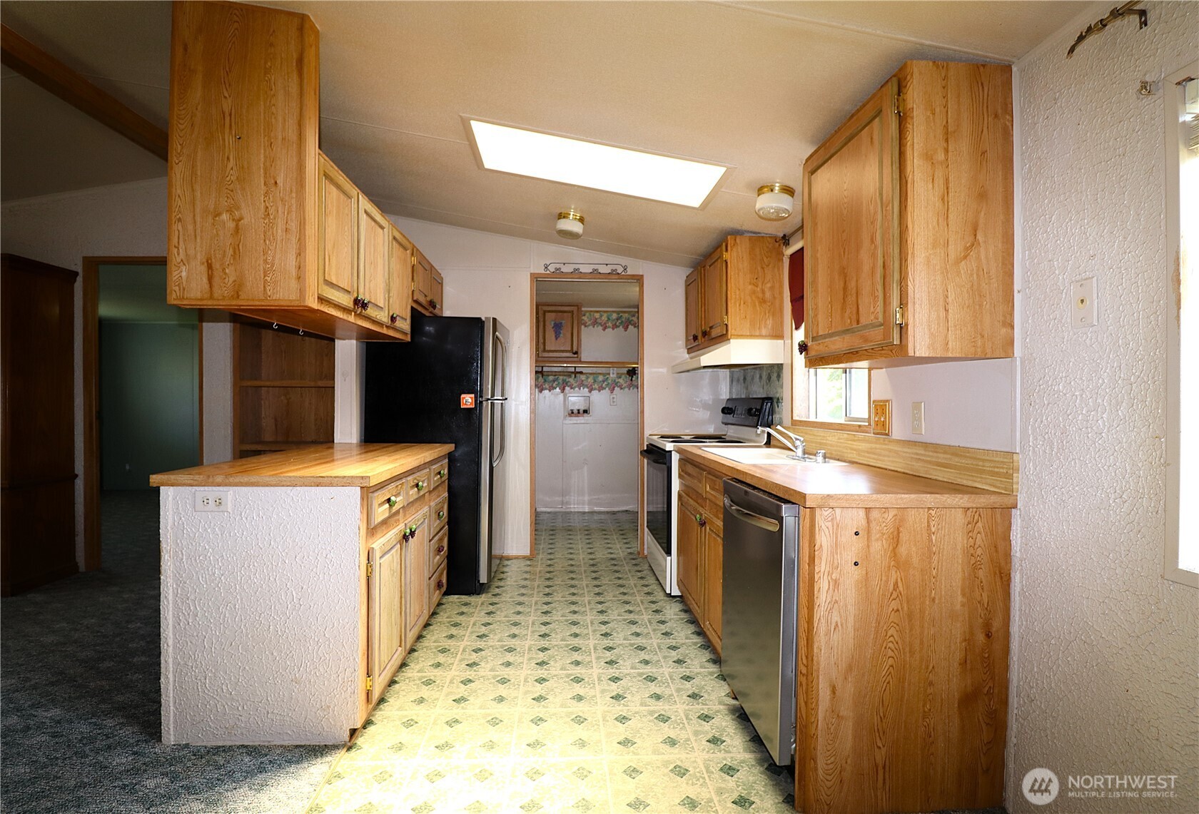 214 Chapman Road, Unit 8 Castle Rock, WA 98611 - Photo 16 of 40
