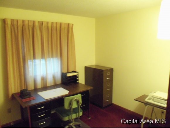 55 Ramblewood Road Chatham, IL 62629 - Photo 3 of 6 Gallery Image 3