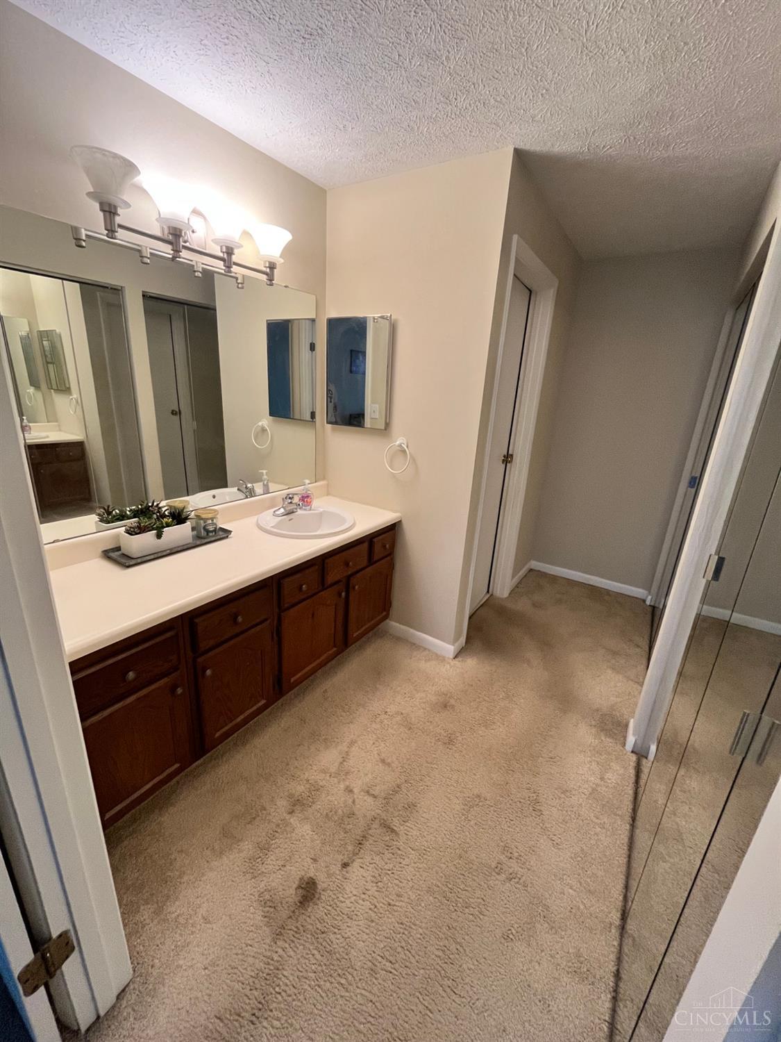 1247 Ebenezer Road, Unit 36 Cincinnati, OH 45233 - Photo 13 of 21