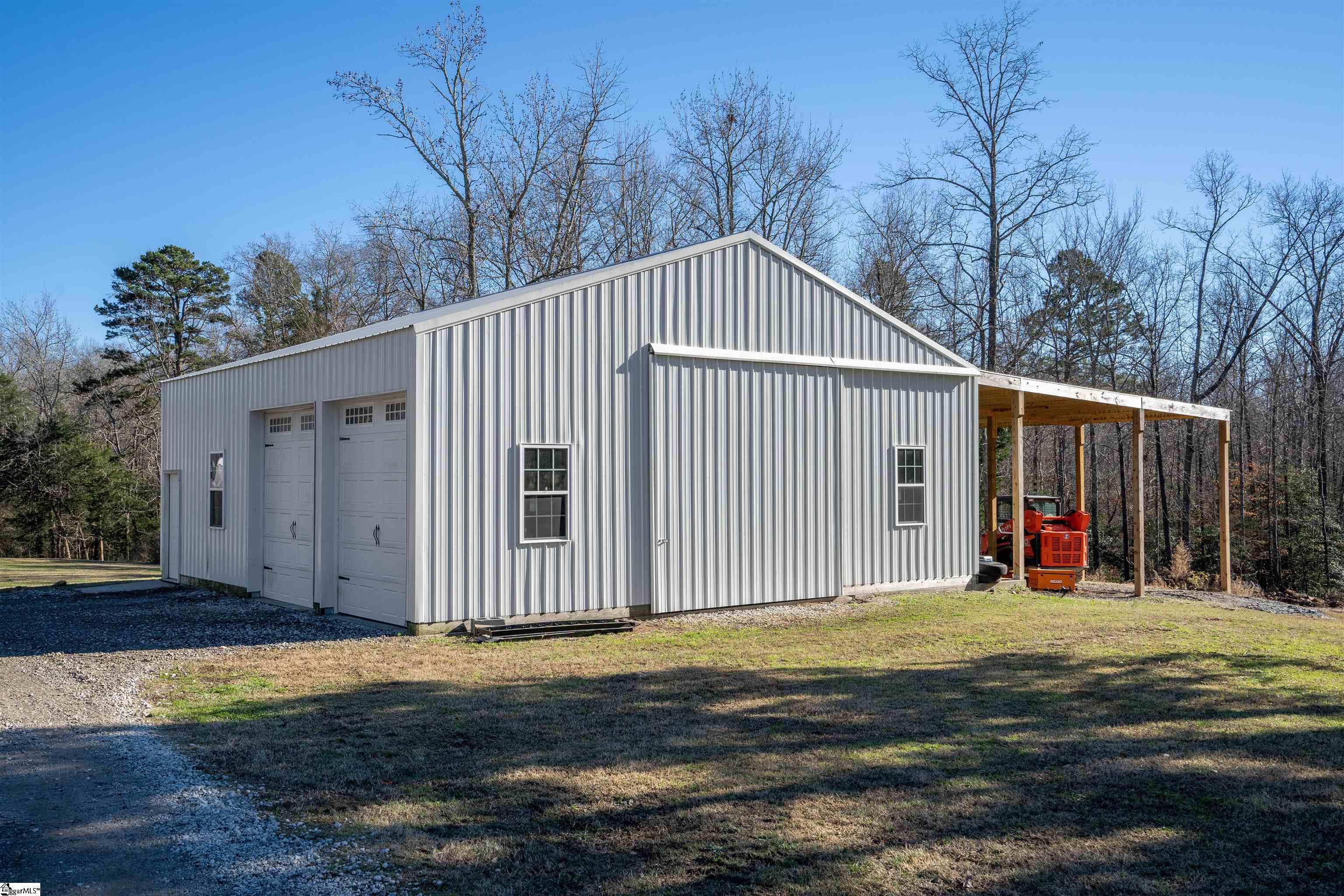 19 Carolina Way Fountain Inn, SC 29644 - Photo 34 of 36 W/ Electrical and Lean To on Back