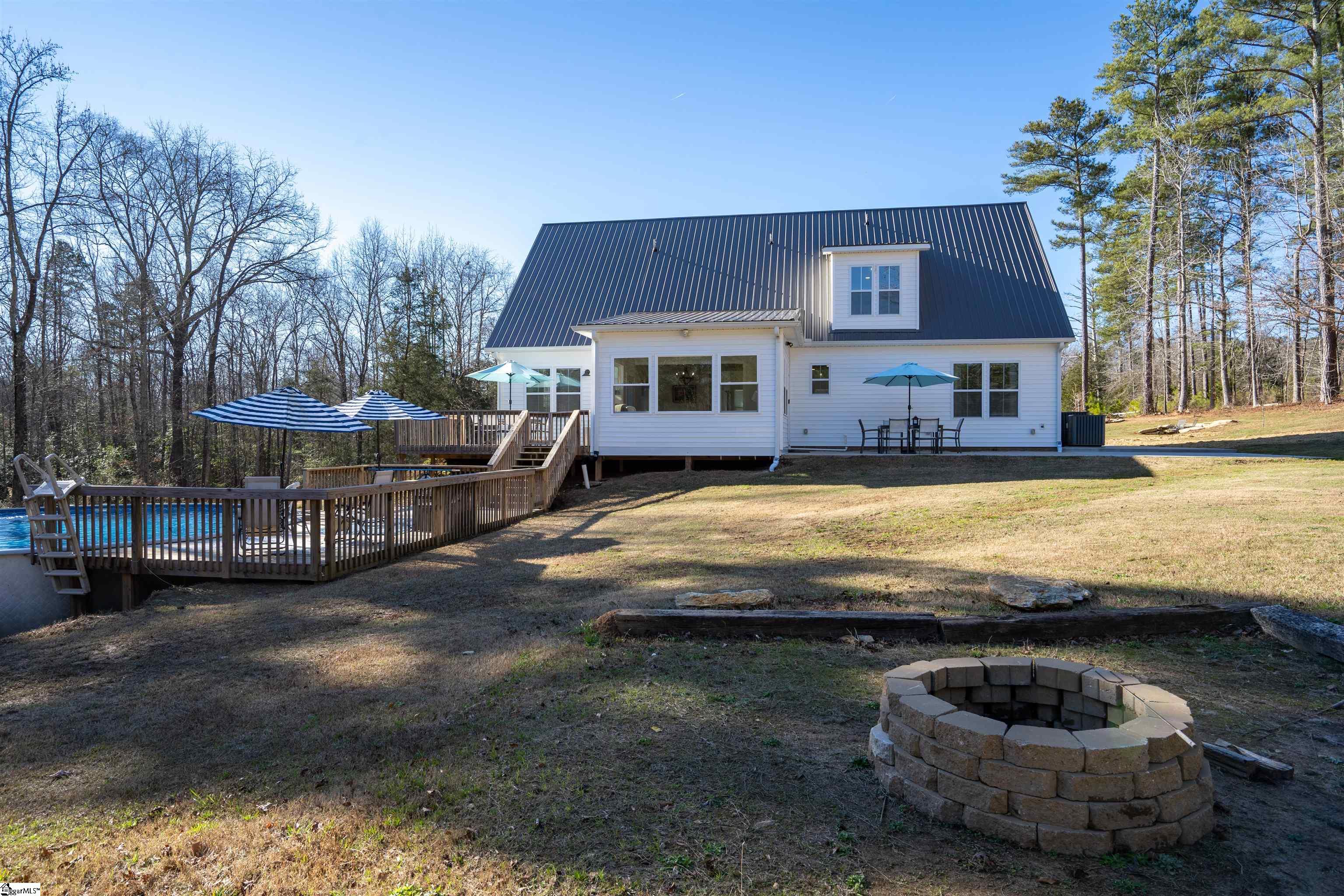 19 Carolina Way Fountain Inn, SC 29644 - Photo 8 of 36 Firepit Conveys