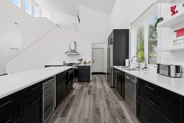 $729,900 | 1021 Gardner Street East, Wayzata, MN 55391