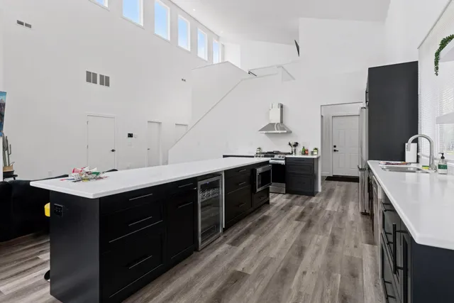 $729,900 | 1021 Gardner Street East, Wayzata, MN 55391