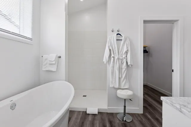 $729,900 | 1021 Gardner Street East, Wayzata, MN 55391