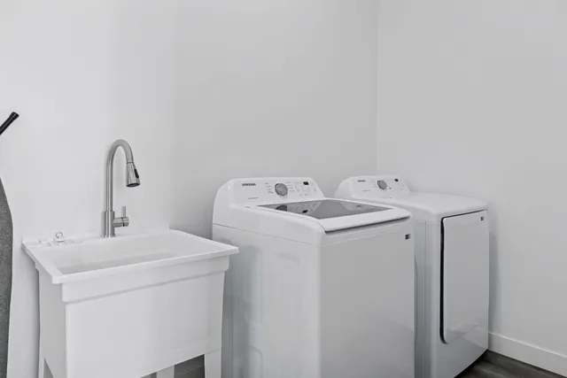 $729,900 | 1021 Gardner Street East, Wayzata, MN 55391