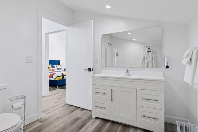 $699,900 | 1021 Gardner Street East, Wayzata, MN 55391