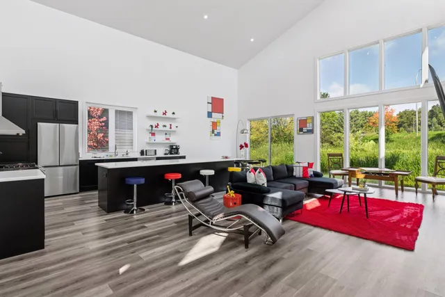 $729,900 | 1021 Gardner Street East, Wayzata, MN 55391