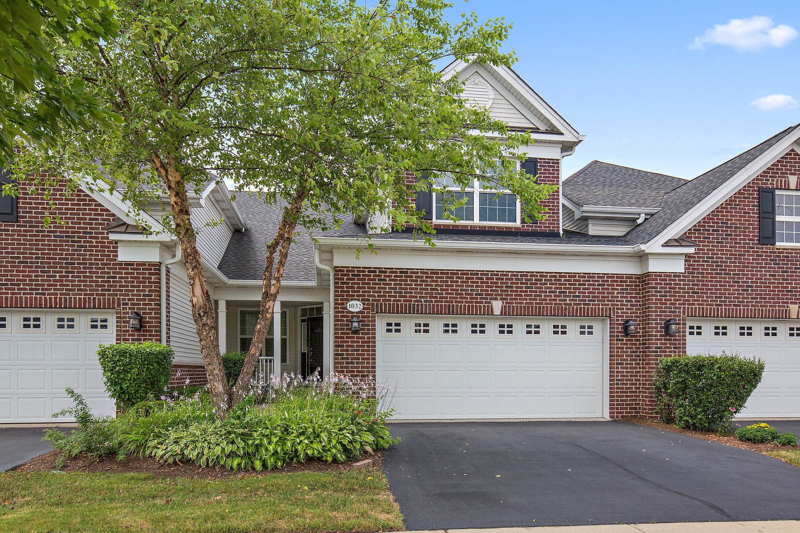 1032 Riviera Drive Elgin, IL 60124 - Photo 1 of 26