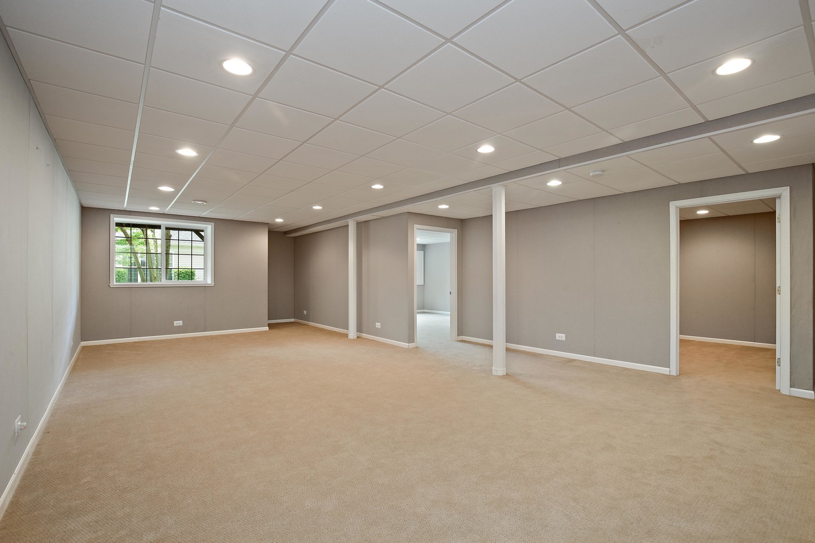 1032 Riviera Drive Elgin, IL 60124 - Photo 17 of 26
