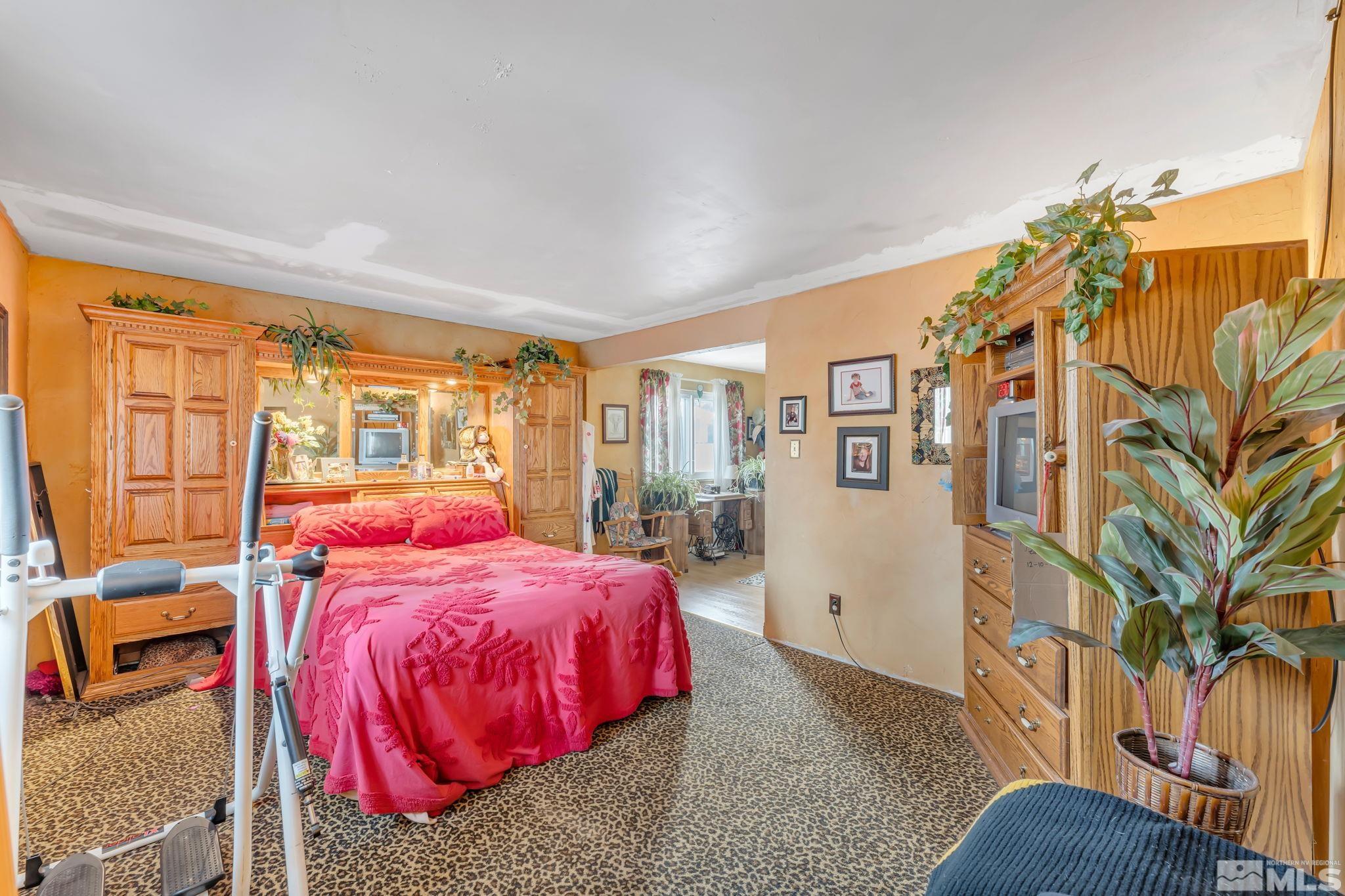 1265 East Huffaker Lane Reno, NV 89511 - Photo 14 of 20 Photo 14